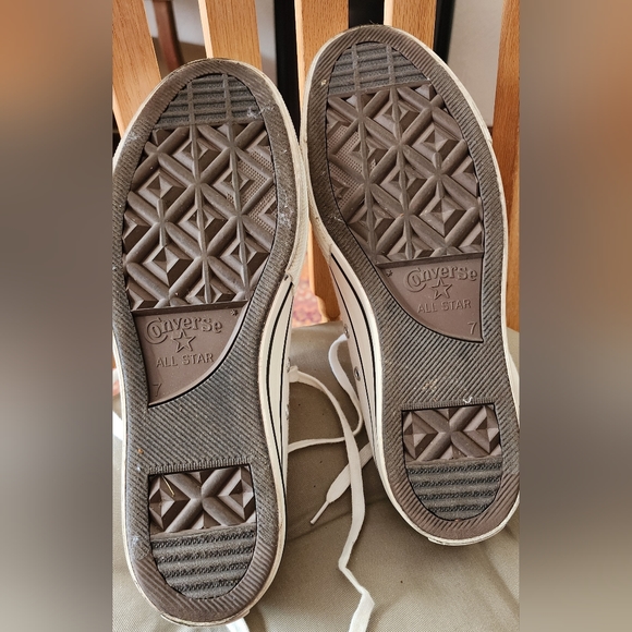 CONVERSE WOMEN'S CHUCKS SIZE 9 WHITE - Picture 6 of 8